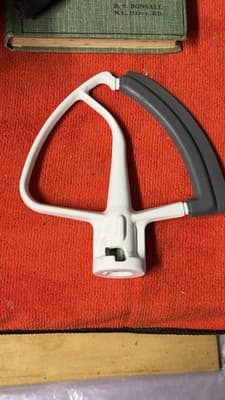 Stand Mixer Flat Beater Paddle Attachment White Gray Used - Thumbnail 9
