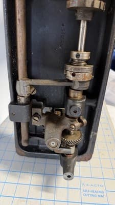 Vintage Singer 111W155 Industrial Sewing Machine Head As-Is - Thumbnail 17