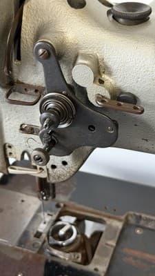 Vintage Singer 111W155 Industrial Sewing Machine Head As-Is - Thumbnail 6
