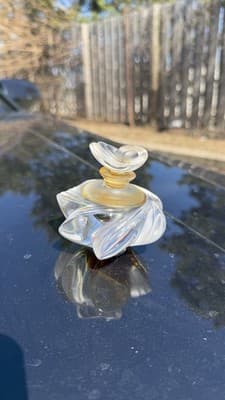 Lalique Samoa Crystal Perfume Bottle Frosted Clear Glass Red Accent - Thumbnail 5