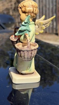 Goebel Angel Figurine w Baskets & Christmas Tree 1987 Germany - Thumbnail 7