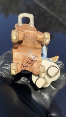 Goebel Hummel Hum 2157/F Angel With Organ Cart Figurine 2003 - Thumbnail 7
