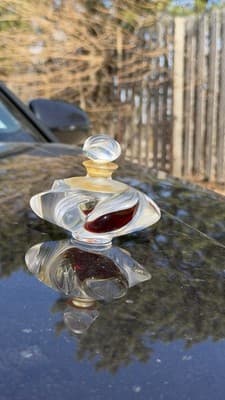 Lalique Samoa Crystal Perfume Bottle Frosted Clear Glass Red Accent - Thumbnail 12