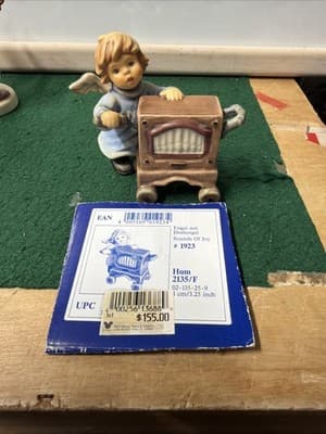 Goebel Hummel Hum 2157/F Angel With Organ Cart Figurine 2003 - Thumbnail 12