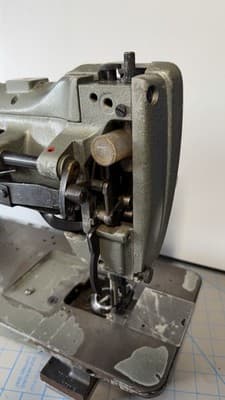Vintage Singer 211G566 Industrial Sewing Machine Head As-Is - Thumbnail 18