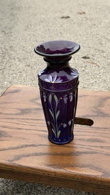 FENTON Mulberry Panel Vase w/Floral Design- Signed S Stephine - Thumbnail 4