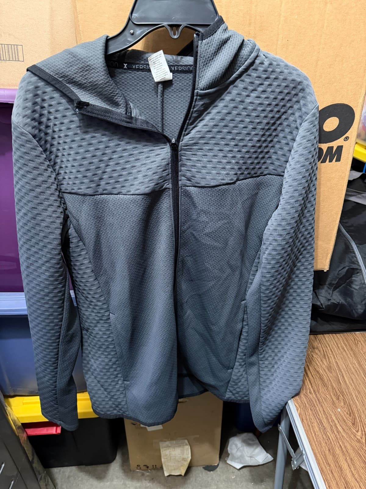 Xersion Men’s Highland Gray Full Zip Hoodie Jacket Size S New w/ Tags - Thumbnail 2