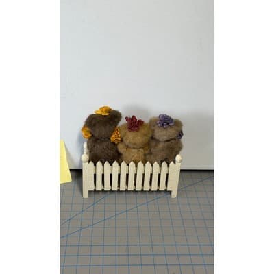 Boyds Bears Plush Trio with Floral Crowns and Picket Fence Shelf Sitter Decor - Thumbnail 7