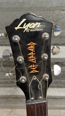 Rare Lyon by Washburn Def Leppard Union Jack Electric Guitar - Thumbnail 12