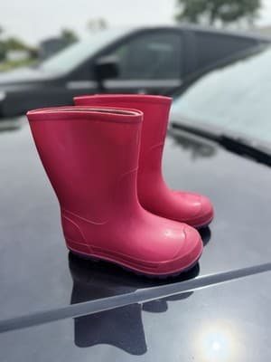 Kids Pink Rain Boots – Made in Canada – Size 7-8 Toddler Waterproof Rubber Boots - Thumbnail 3
