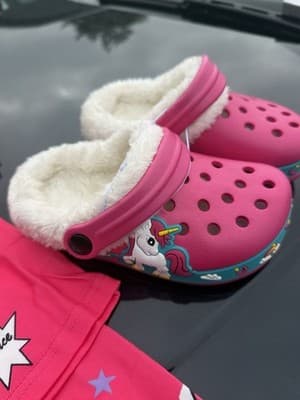Girls Unicorn Outfit Set with Fleece Clogs Pink Size 100 / EU 30 - Thumbnail 3
