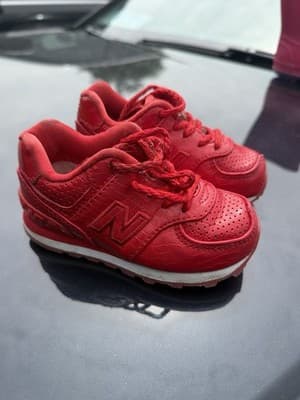New Balance Toddler Sneakers Red Size 5 US Kids Shoes IC574S2 - Thumbnail 4