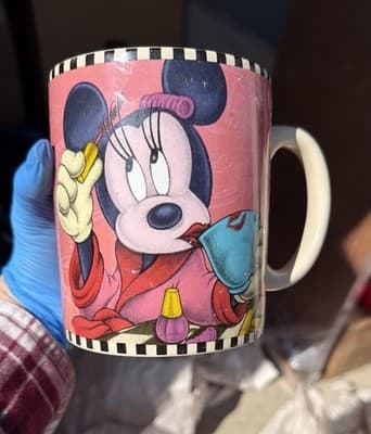 Vintage DISNEY Minnie Mouse Nobody Ever Said Looking This Good Coffee Mug Makeup