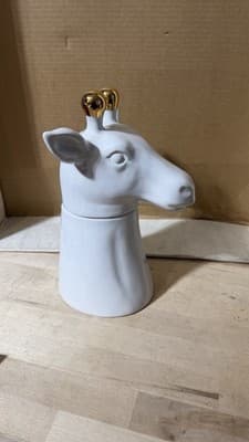 White Ceramic Giraffe Jar with Gold Horns – Decorative Storage Container - Thumbnail 8