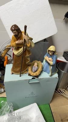 Partylite Nativity Set Joseph Mary Baby Jesus Figurines w/ Box