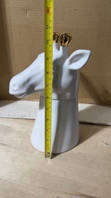 White Ceramic Giraffe Jar with Gold Horns – Decorative Storage Container - Thumbnail 12