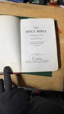 Holy Bible KJV Vintage Red Hardcover w/ Dedication 1980 - Thumbnail 7