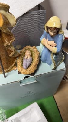 Partylite Nativity Set Joseph Mary Baby Jesus Figurines w/ Box - Thumbnail 7