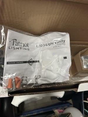 Patriot Lighting LED 3-Light Vanity Fixture Bathroom Wall Mount New - Thumbnail 5