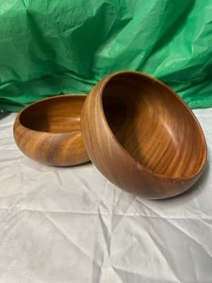 Set of 2 Acacia Wood Serving Bowls Natural Wooden Salad Bowls