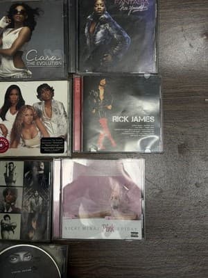 Lot of 11 R&B / Pop CDs – Beyoncé, Michael Jackson, Mariah Carey, Prince & More - Thumbnail 3