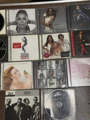 Lot of 11 R&B / Pop CDs – Beyoncé, Michael Jackson, Mariah Carey, Prince & More - Thumbnail 5