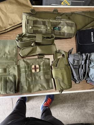 Lot of 12 Tactical MOLLE Pouches / Holsters / Accessories – Mixed Colors - Thumbnail 5