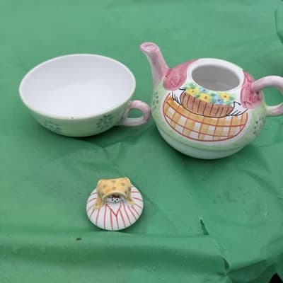 Flora Italy Ceramic Teapot Cup Set Woman Hand Painted - Thumbnail 3