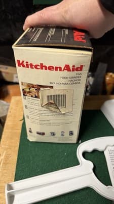KitchenAid Food Grinder Attachment FGA w/ Plates & Box Crack on Housing - Thumbnail 12