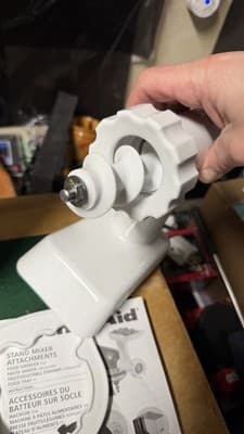 KitchenAid Food Grinder Attachment FGA w/ Plates & Box Crack on Housing - Thumbnail 6