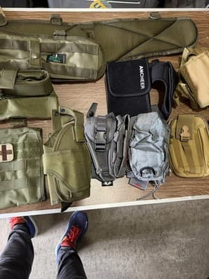 Lot of 12 Tactical MOLLE Pouches / Holsters / Accessories – Mixed Colors - Thumbnail 4