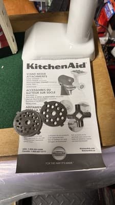 KitchenAid Food Grinder Attachment FGA w/ Plates & Box Crack on Housing - Thumbnail 2