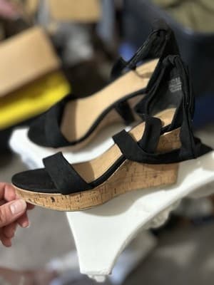 Report Black Suede Ankle Tie Cork Wedge Sandals Size 6.5 Women’s - Thumbnail 3