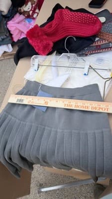 Portfolio 100% Wool Pleated Skirt Gray Size M NWT Classic Midi - Thumbnail 3