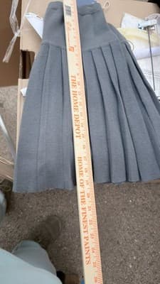 Portfolio 100% Wool Pleated Skirt Gray Size M NWT Classic Midi - Thumbnail 4