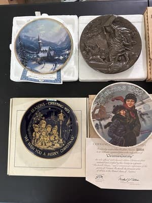 Vintage Collectible Decorative Plate Set – Christmas, Americana, NASA Apollo - Thumbnail 7