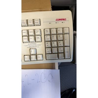 Compaq KB-9860 Vintage Wired PS/2 Keyboard Beige 166516-006 Retro Computing - Thumbnail 3