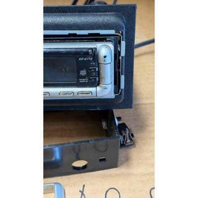 JVC KD-G710 CD Receiver Car Stereo MP3 WMA Sirius Ready Single DIN Silver Black - Thumbnail 6
