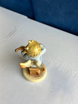 Goebel Angel Figurine Guitar The Artist III Blue Robe Seated Vintage - Thumbnail 5