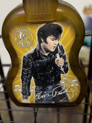 VINTAGE Elvis Presley Plastic Guitar Coin Bank Container + Lid 22” Rare Signed! - Thumbnail 2