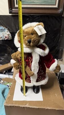 Holiday Elegance Christmas Bear Couple 22” Plush Figurines w Dogs Decor - Thumbnail 6