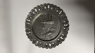 Vintage German Pewter Wall Plate Romantic Scene Ornate Openwork Rim - Thumbnail 6