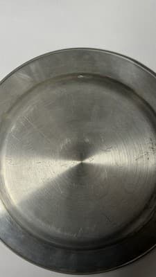 Vintage Pewter Wall Plate Medieval Scene Scalloped Edge Decorative Plate - Thumbnail 5