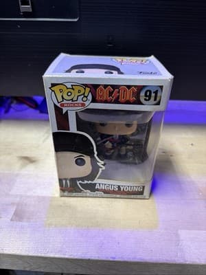 Funko Pop Rocks AC/DC Angus Young #91 Vinyl Figure - Thumbnail 2