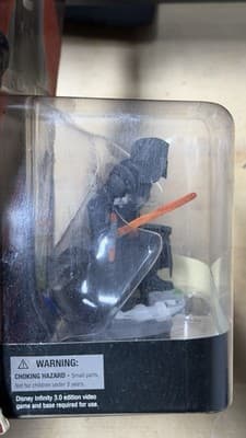 Disney Infinity 3.0 Star Wars Kylo Ren Figure Carded - Thumbnail 7