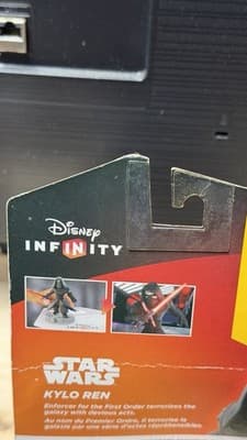 Disney Infinity 3.0 Star Wars Kylo Ren Figure Carded - Thumbnail 10