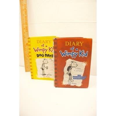 Diary of a Wimpy Kid Books 1 & 4 Dog Days Jeff Kinney Hardcover Set F-5