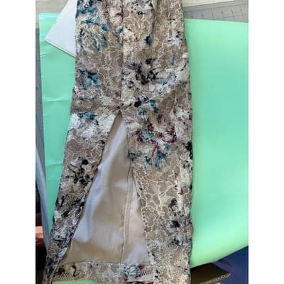 BCBGMAXAZRIA Floral Lace Pencil Skirt Champagne Teal Burgundy Size 2 - Thumbnail 13
