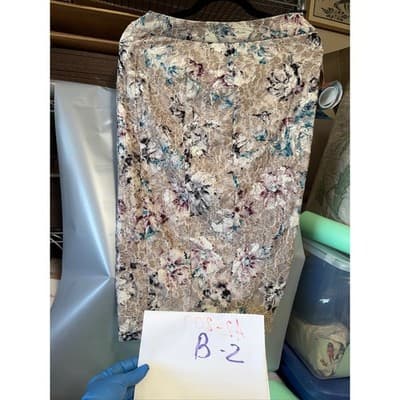 BCBGMAXAZRIA Floral Lace Pencil Skirt Champagne Teal Burgundy Size 2 - Thumbnail 3