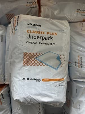 McKesson Classic Plus Underpads 23”x36” Light Absorbency 10/Pack